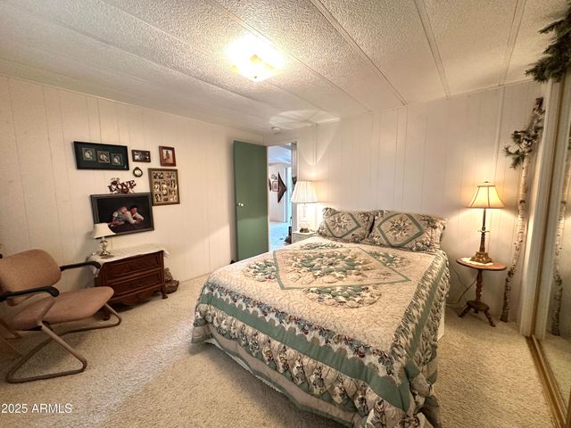 34851 S DESERT Cove, Black Canyon City, AZ 85324