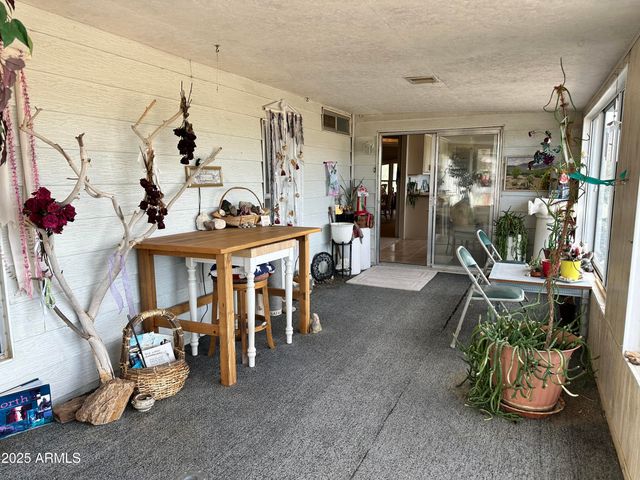 34851 S DESERT Cove, Black Canyon City, AZ 85324