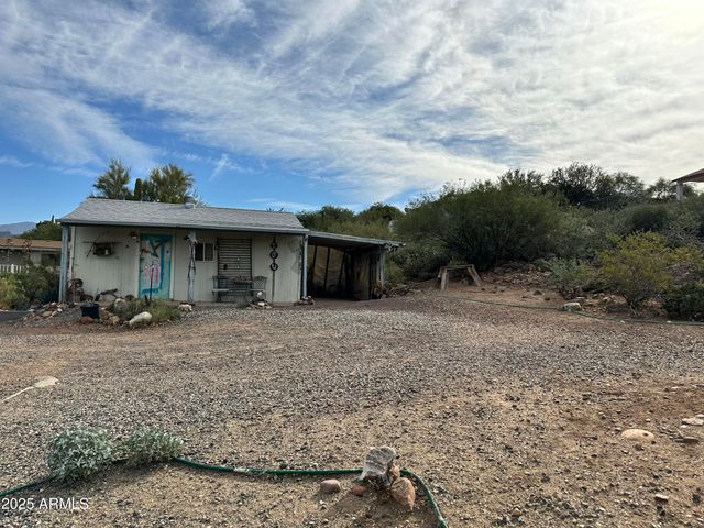 34851 S DESERT Cove, Black Canyon City, AZ 85324