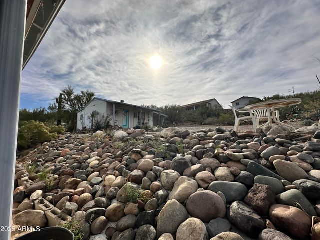 34851 S DESERT Cove, Black Canyon City, AZ 85324