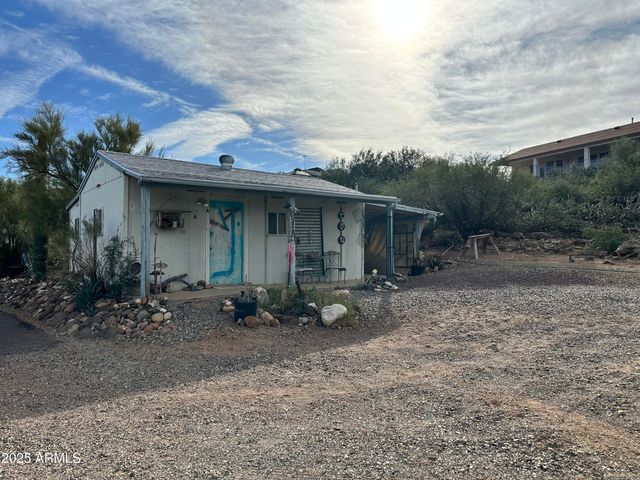 34851 S DESERT Cove, Black Canyon City, AZ 85324