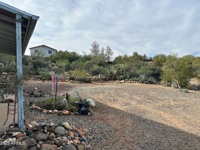 34851 S DESERT Cove, Black Canyon City, AZ 85324