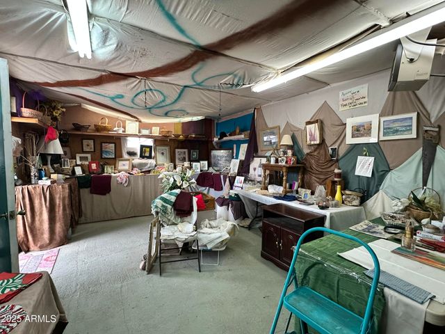 34851 S DESERT Cove, Black Canyon City, AZ 85324