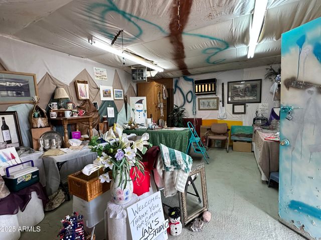 34851 S DESERT Cove, Black Canyon City, AZ 85324