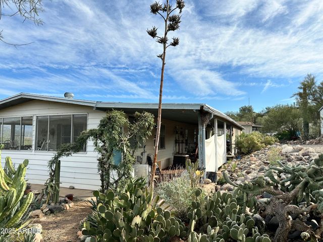 34851 S DESERT Cove, Black Canyon City, AZ 85324