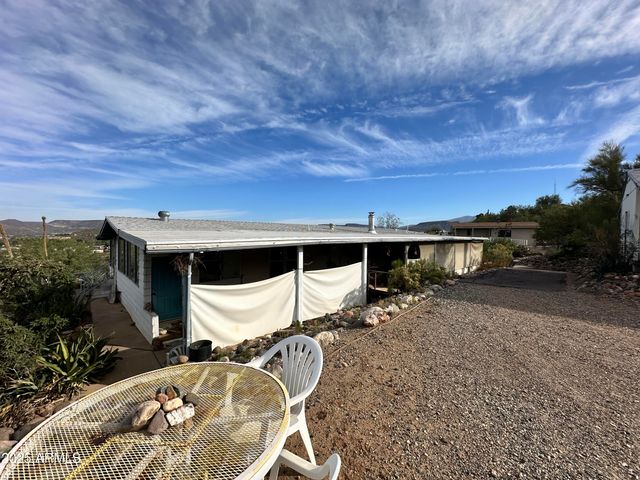 34851 S DESERT Cove, Black Canyon City, AZ 85324
