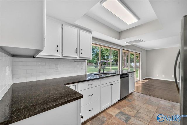 1922 Burlingame Drive, Huntsville, AL 35803
