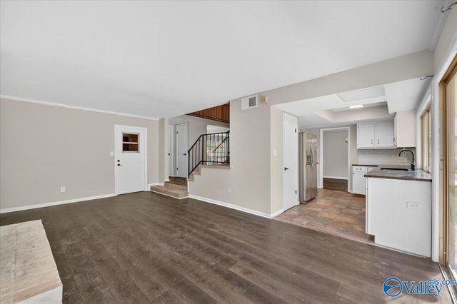 1922 Burlingame Drive, Huntsville, AL 35803