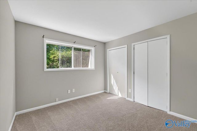 1922 Burlingame Drive, Huntsville, AL 35803
