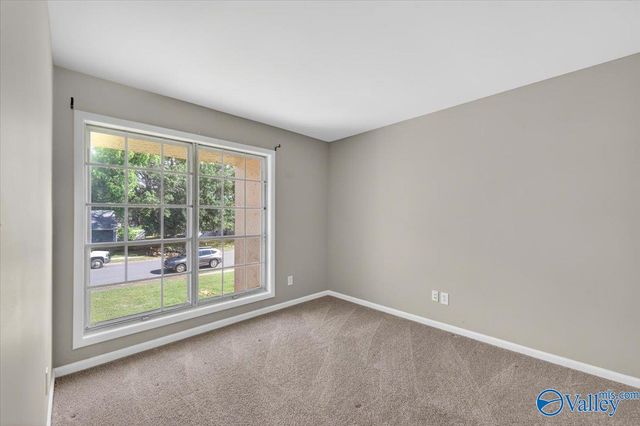 1922 Burlingame Drive, Huntsville, AL 35803