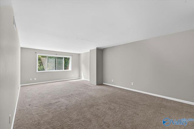 1922 Burlingame Drive, Huntsville, AL 35803