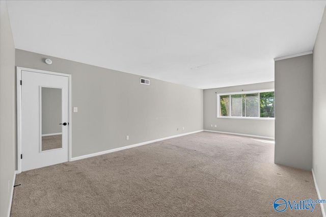 1922 Burlingame Drive, Huntsville, AL 35803
