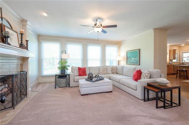 18440 Lamar Avenue, Stilwell, KS 66085