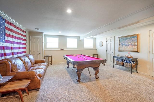 18440 Lamar Avenue, Stilwell, KS 66085
