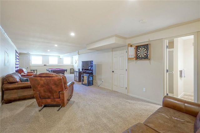 18440 Lamar Avenue, Stilwell, KS 66085