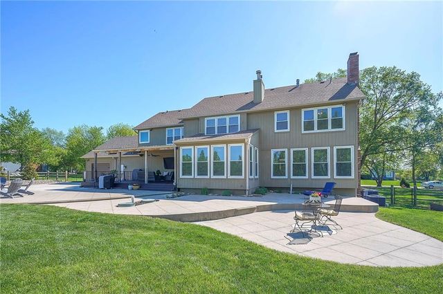 18440 Lamar Avenue, Stilwell, KS 66085