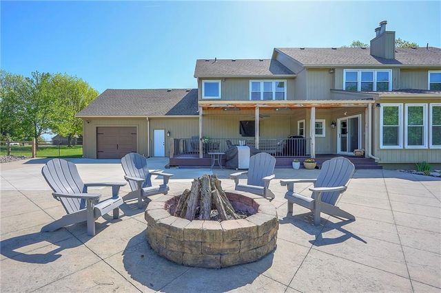 18440 Lamar Avenue, Stilwell, KS 66085