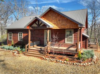 250 Wolf Creek Mountain Road, Mineral Bluff, GA 30559