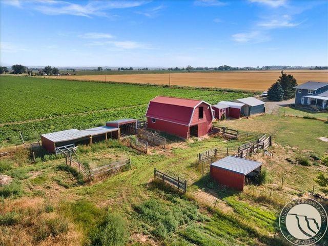 1794 N 4th Road, Huntley, MT 59037