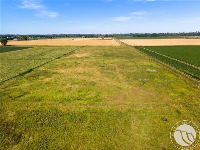 1794 N 4th Road, Huntley, MT 59037