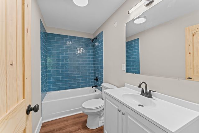 7121 Robinson Dr, Fairview, TN 37062