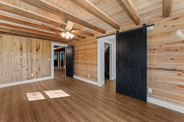 7121 Robinson Dr, Fairview, TN 37062