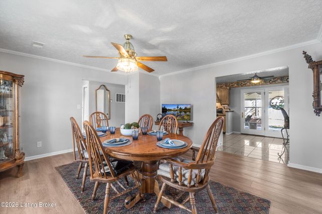 1123 Girard Dr, Louisville, KY 40222