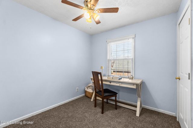 1123 Girard Dr, Louisville, KY 40222