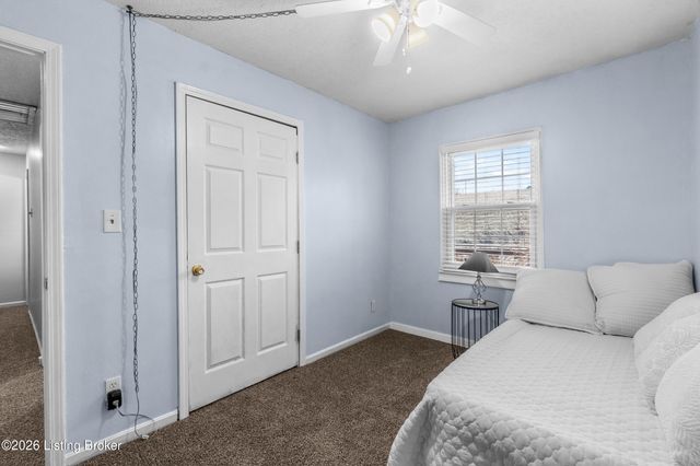 1123 Girard Dr, Louisville, KY 40222