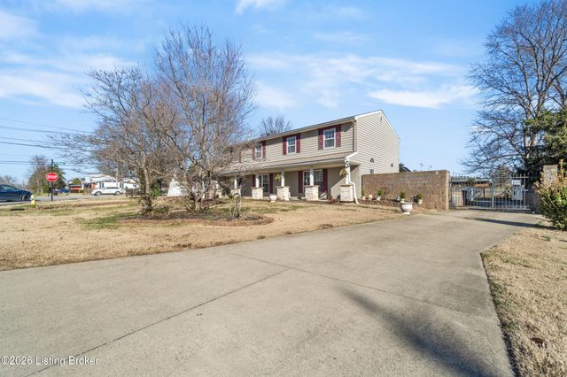 1123 Girard Dr, Louisville, KY 40222