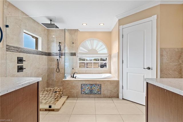 329 NE 9th ST, Cape Coral, FL 33909