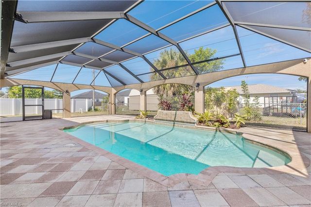 329 NE 9th ST, Cape Coral, FL 33909