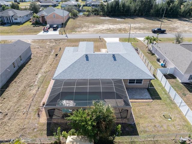 329 NE 9th ST, Cape Coral, FL 33909