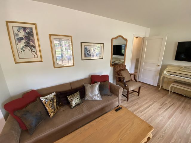 313 Garrett Dr, Nashville, TN 37211