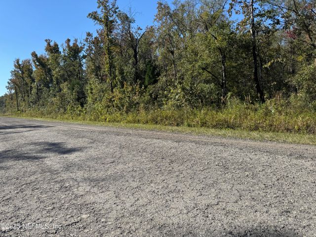 10645 TURPIN Avenue, Hastings, FL 32145