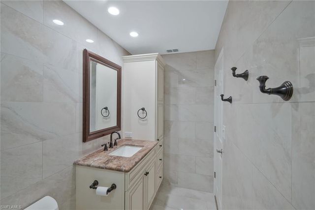 11140 Caravel CIR # 108, Fort Myers, FL 33908