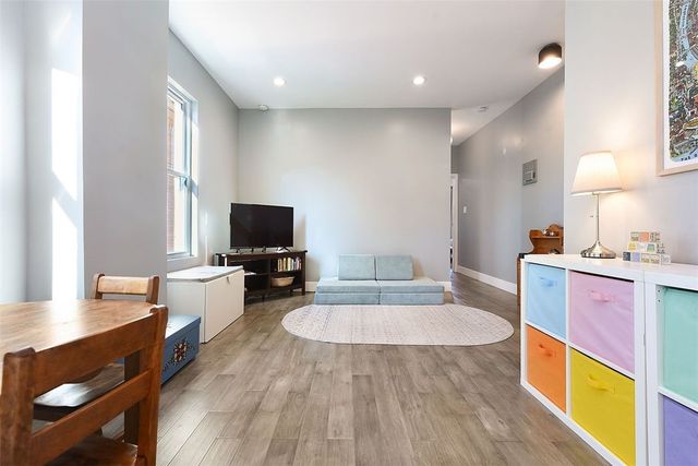 1010 Farragut Street, Highland Park, PA 15206