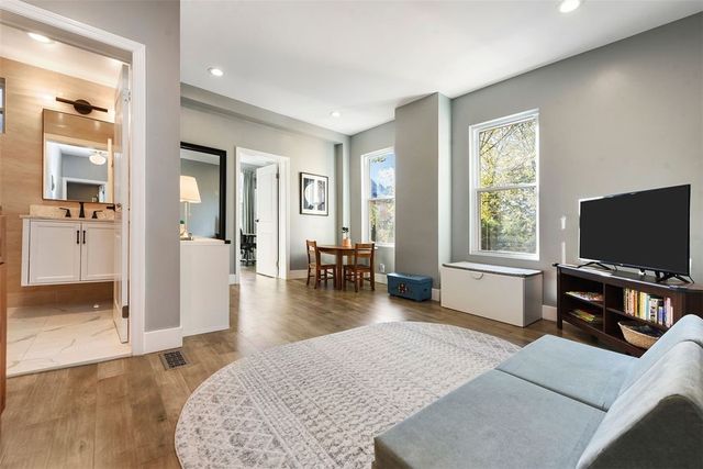 1010 Farragut Street, Highland Park, PA 15206