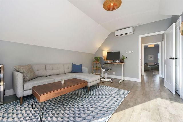 1010 Farragut Street, Highland Park, PA 15206