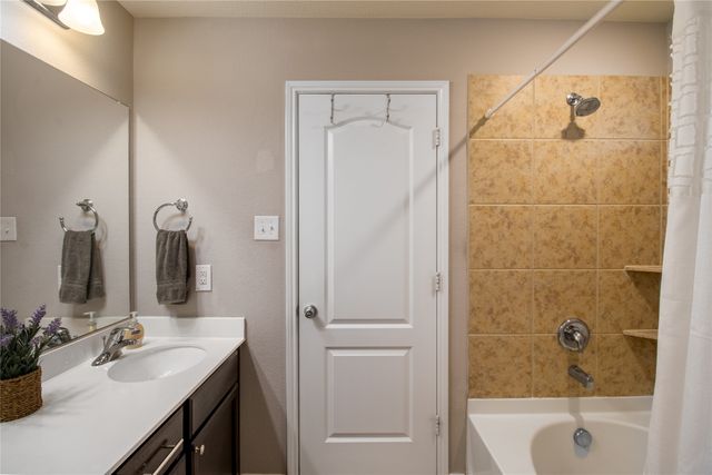 629 Fox Creek Trail, Fort Worth, TX 76131