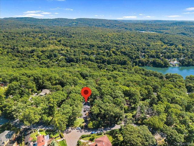 110 Pleasant Road, Lake Peekskill, NY 10537