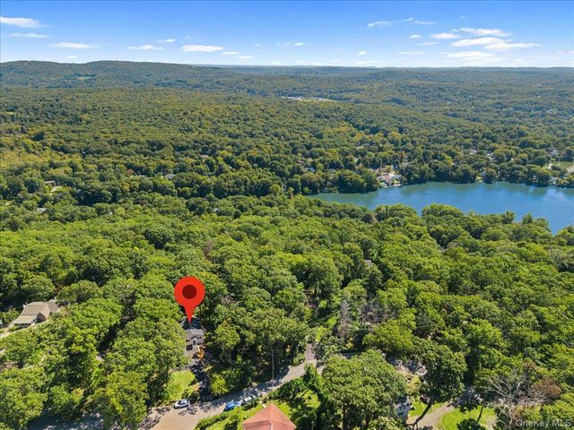 110 Pleasant Road, Lake Peekskill, NY 10537