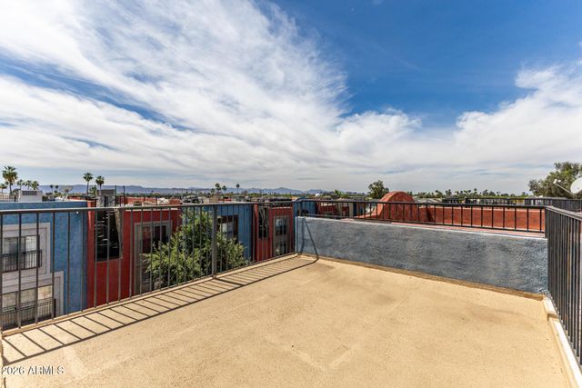 3446 E AVALON Drive, Phoenix, AZ 85018