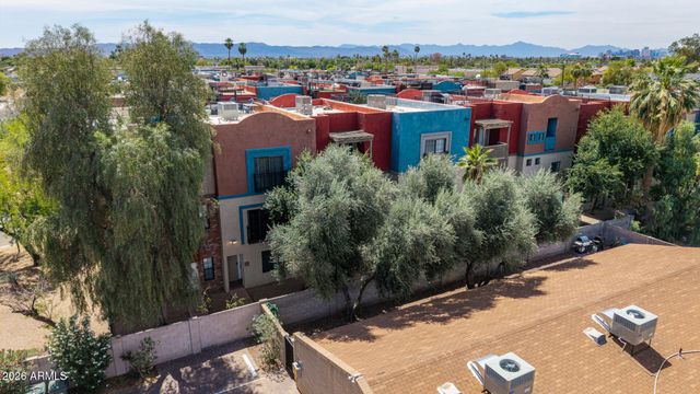 3446 E AVALON Drive, Phoenix, AZ 85018