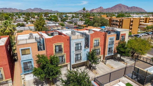 3446 E AVALON Drive, Phoenix, AZ 85018