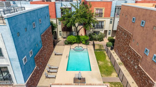 3446 E AVALON Drive, Phoenix, AZ 85018