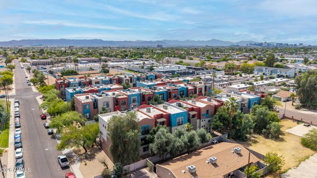 3446 E AVALON Drive, Phoenix, AZ 85018