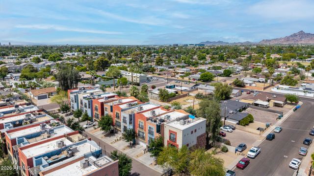 3446 E AVALON Drive, Phoenix, AZ 85018