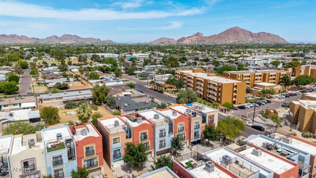 3446 E AVALON Drive, Phoenix, AZ 85018