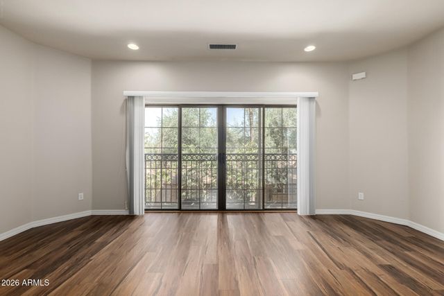 3446 E AVALON Drive, Phoenix, AZ 85018